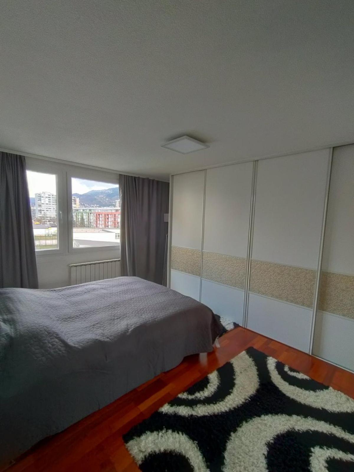 Iris * Sarajevo