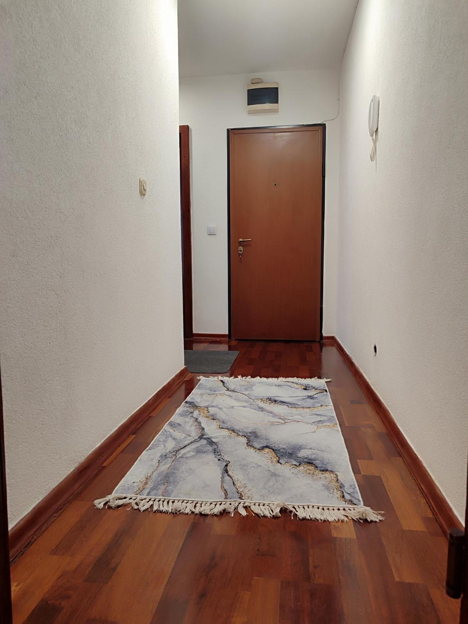 Iris Apartman